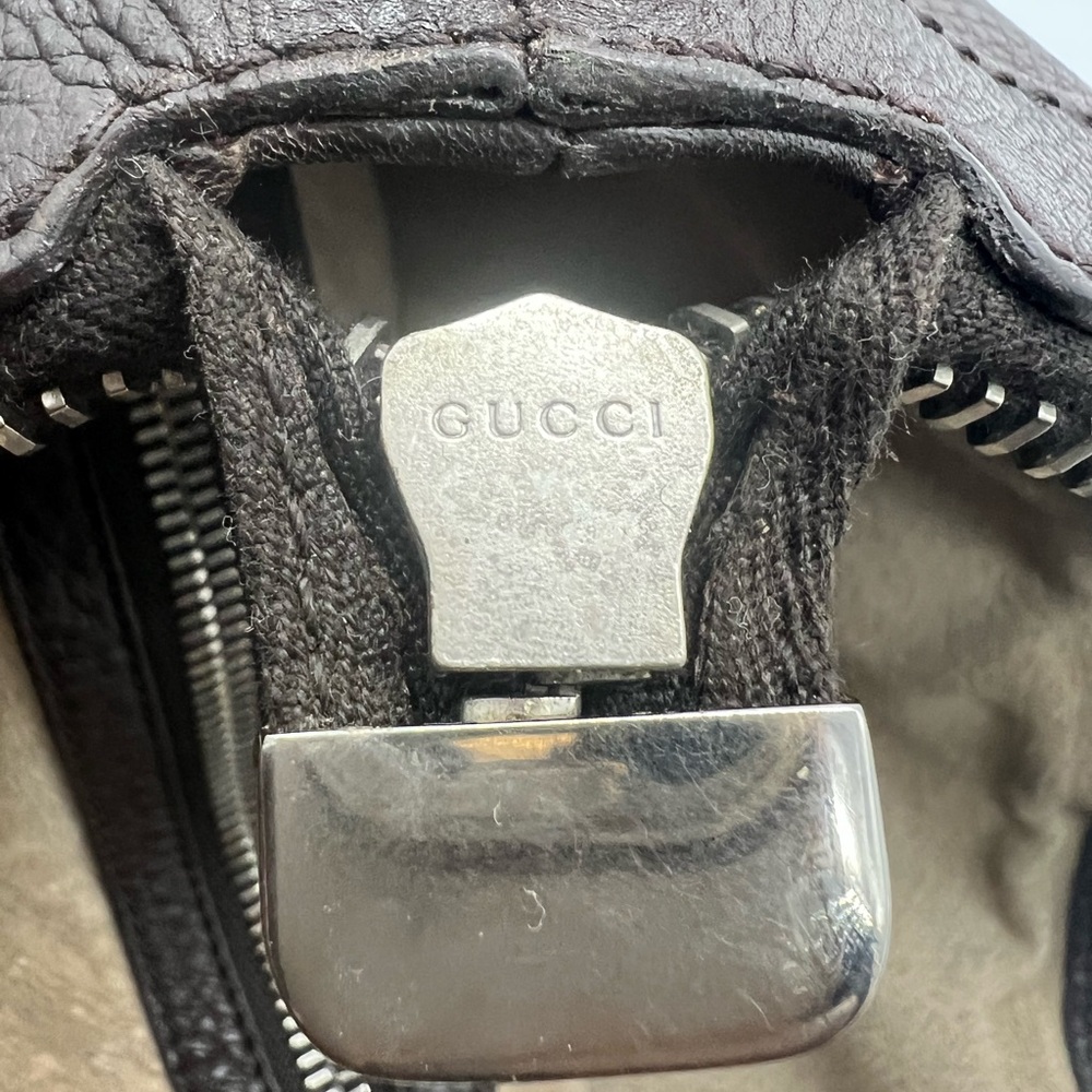 GUCCI Men's 233329 Dark Brown Pebbled Leather Adjustable Messenger Crossbody Bag - Picture 13 of 17